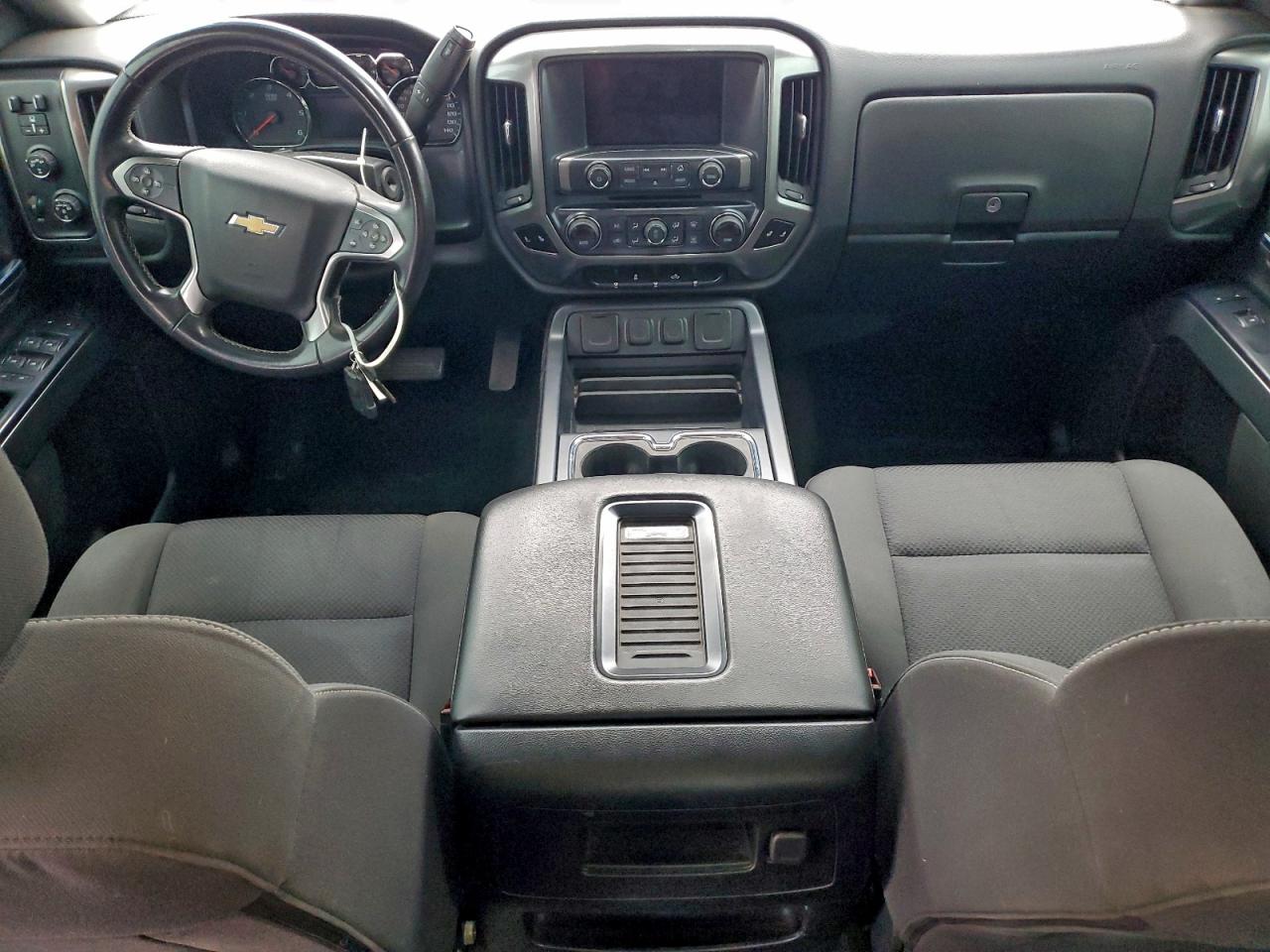 2017 CHEVROLET SILVERADO K1500 LT photo 8