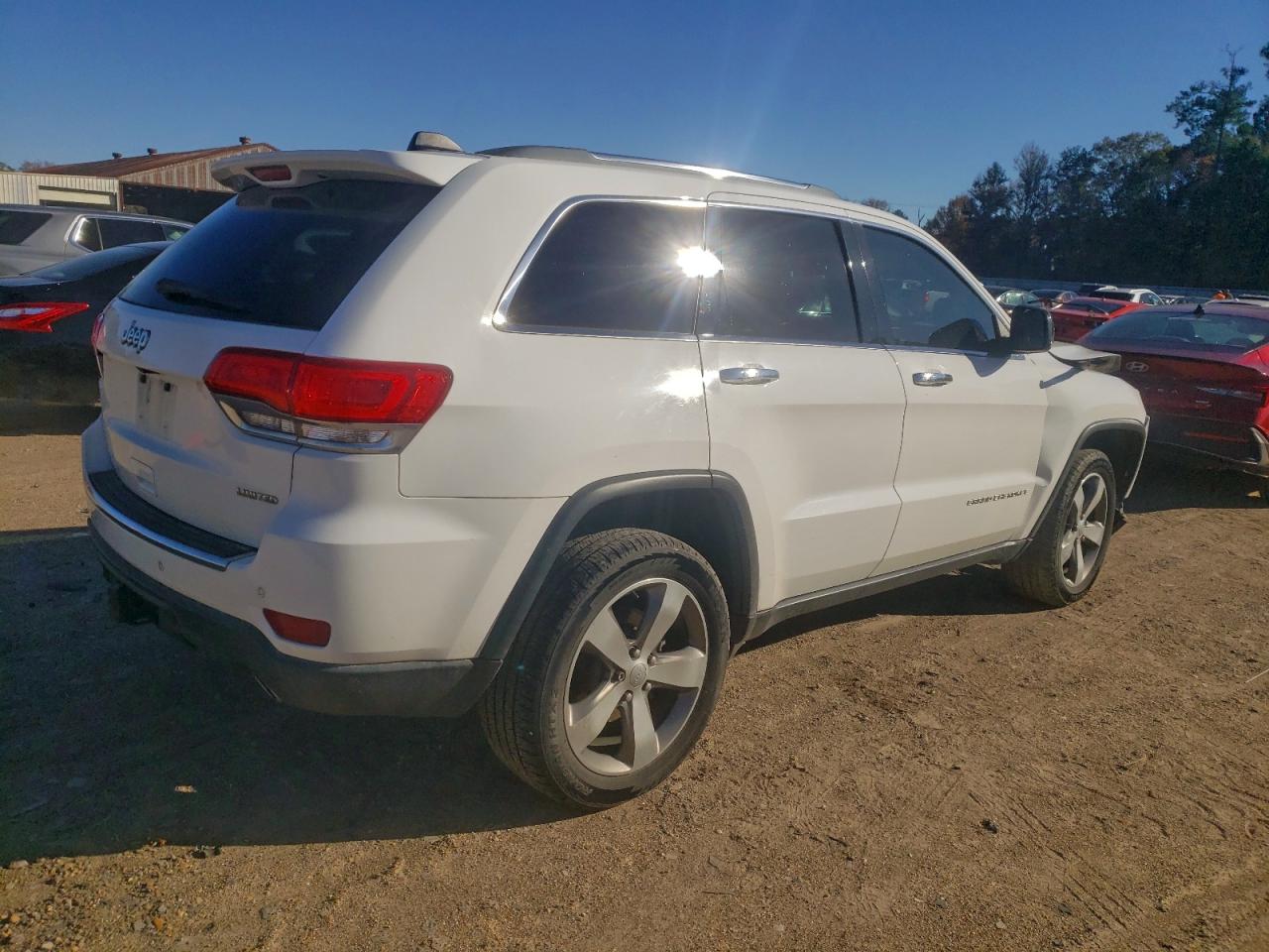 2015 JEEP GRAND CHEROKEE LIMITED photo 3