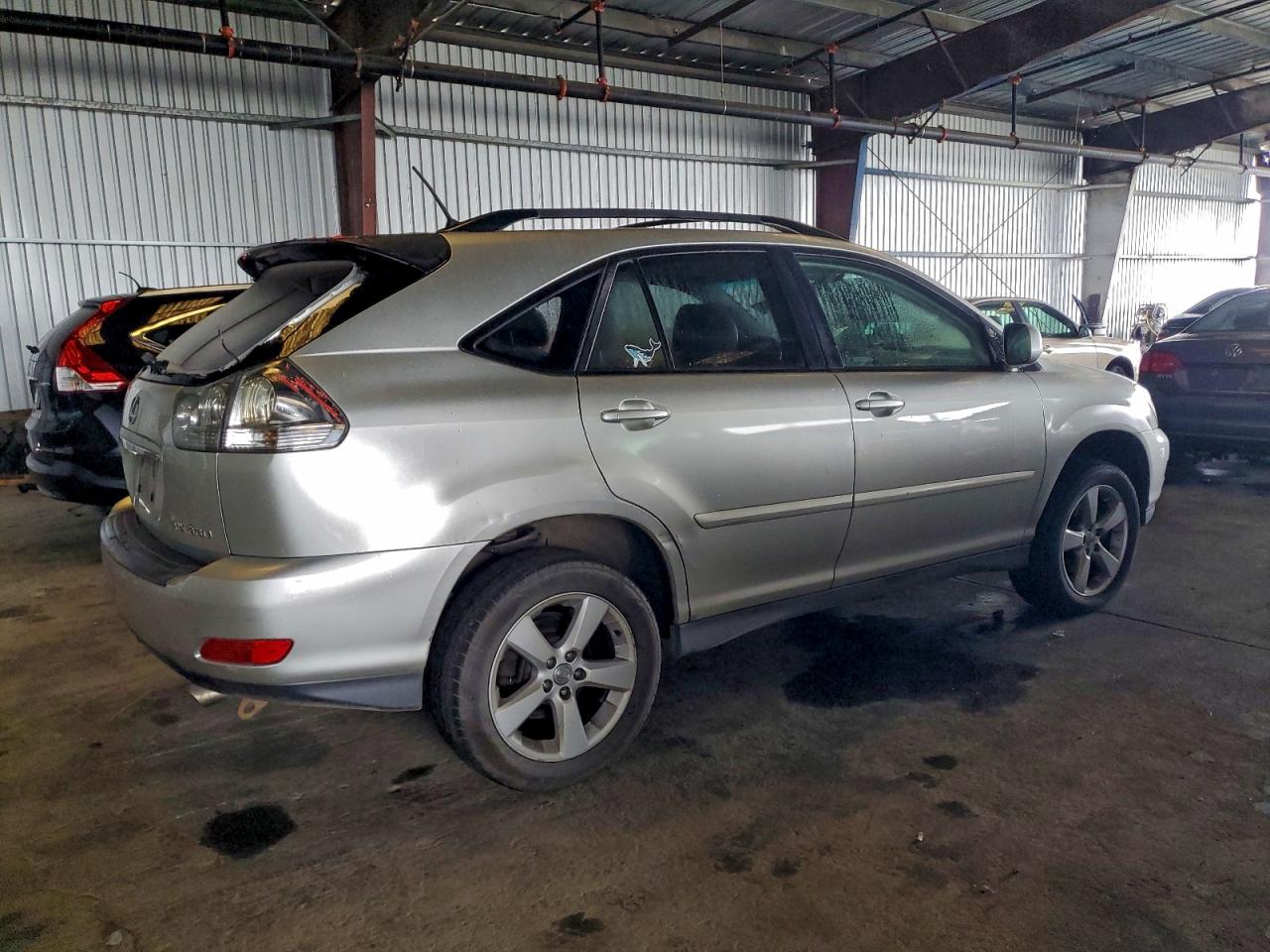 2005 LEXUS RX 330 photo 3