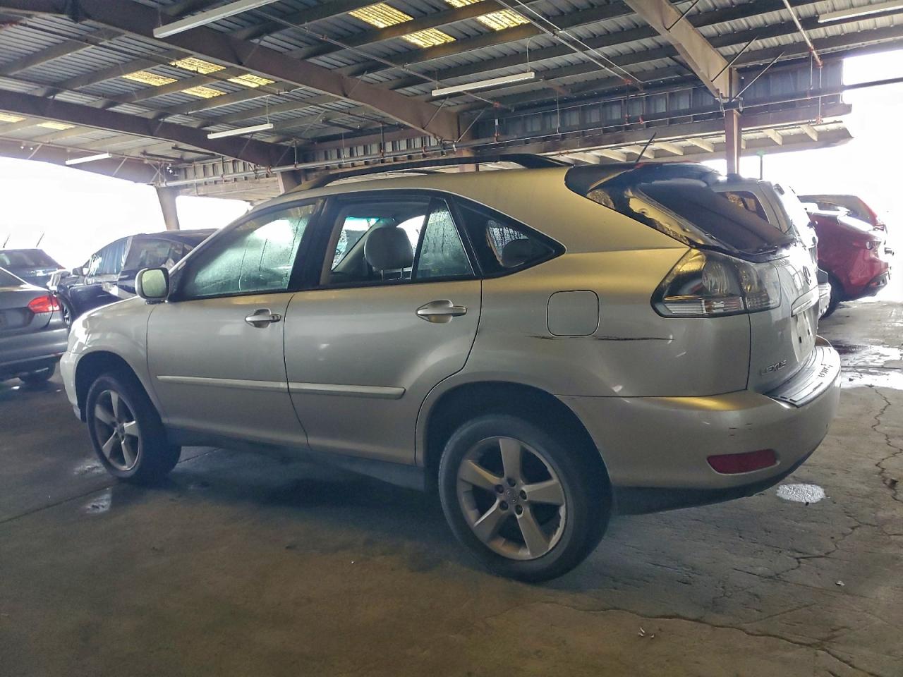 2005 LEXUS RX 330 photo 2