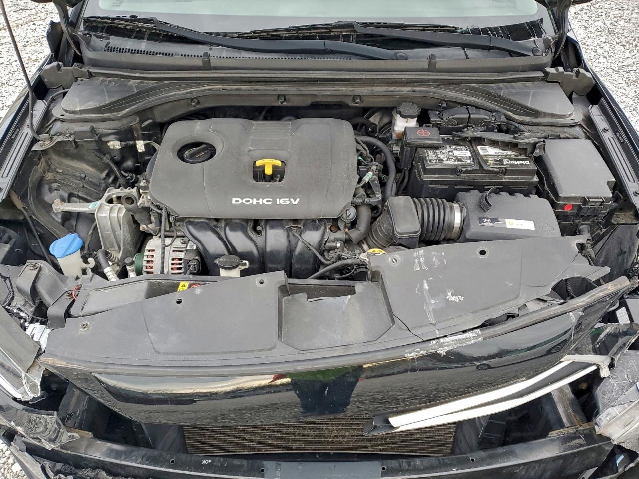 2017 HYUNDAI ELANTRA SE photo 11
