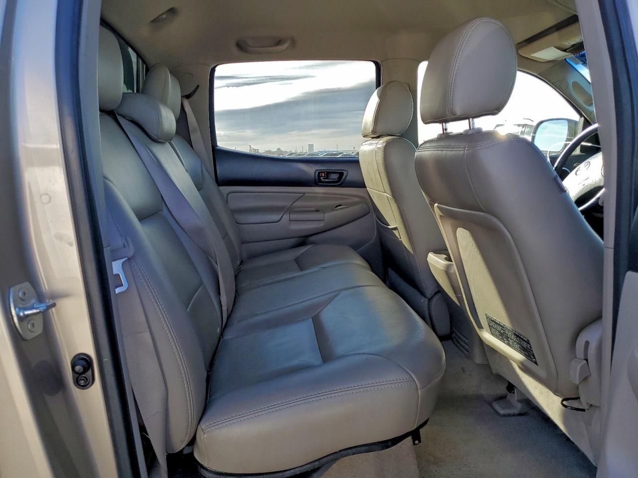 2005 TOYOTA TACOMA DOUBLE CAB LONG BED photo 10