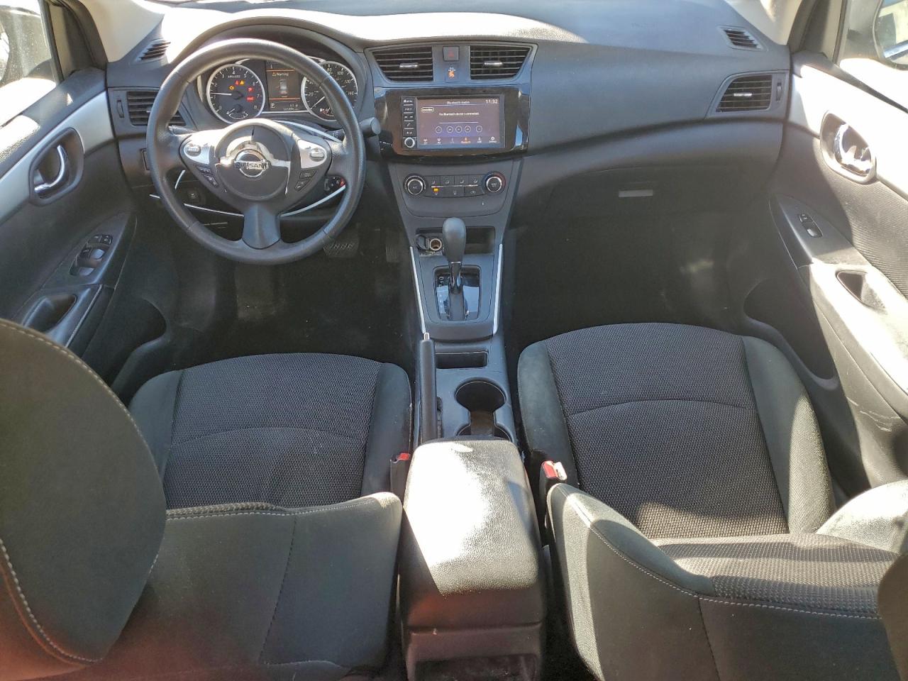 2019 NISSAN SENTRA S photo 8