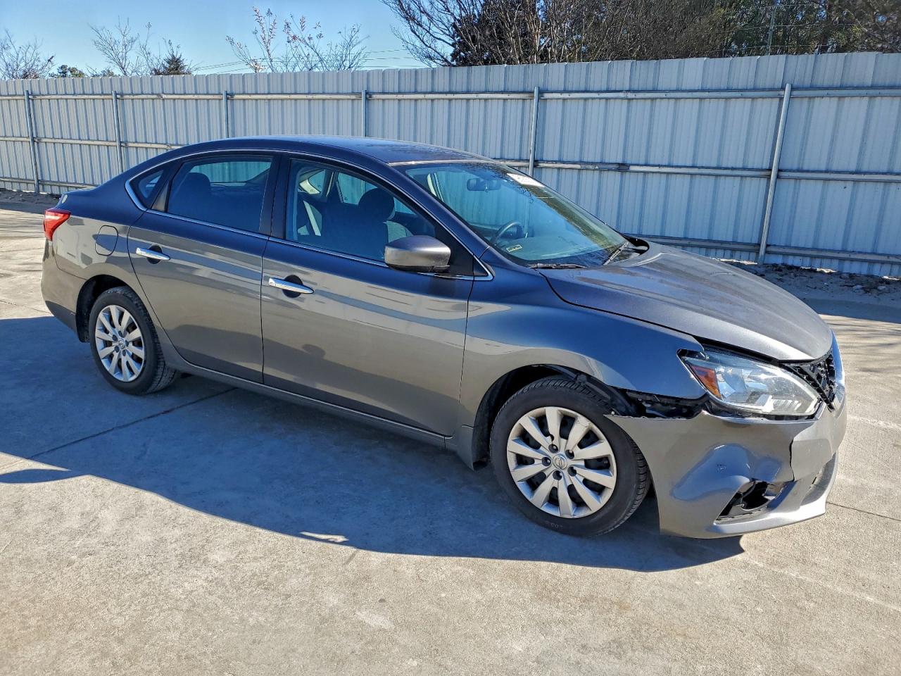 2019 NISSAN SENTRA S photo 4