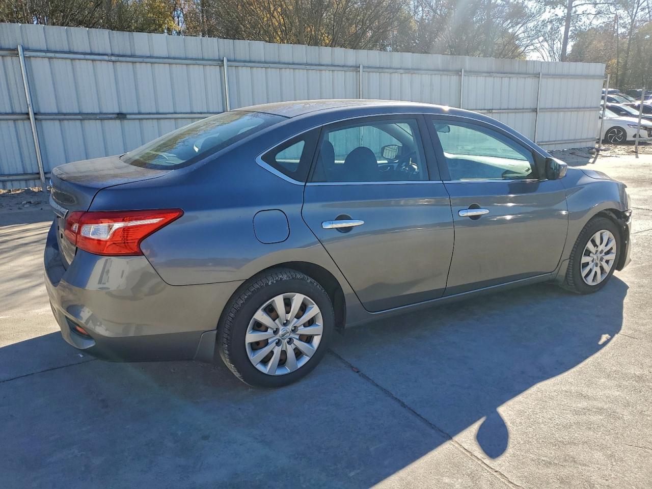 2019 NISSAN SENTRA S photo 3