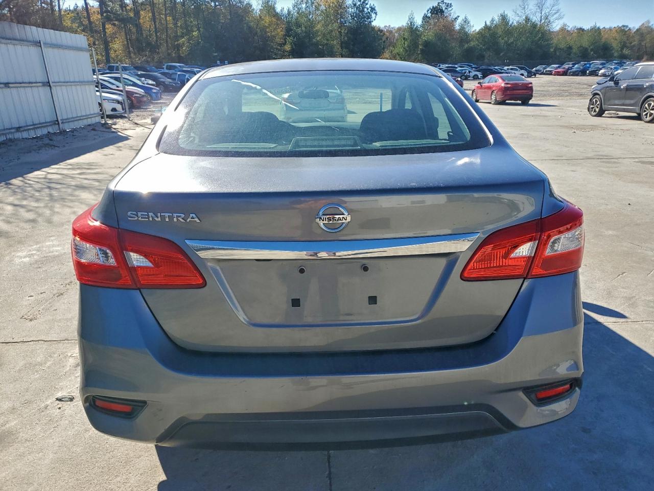 2019 NISSAN SENTRA S photo 6