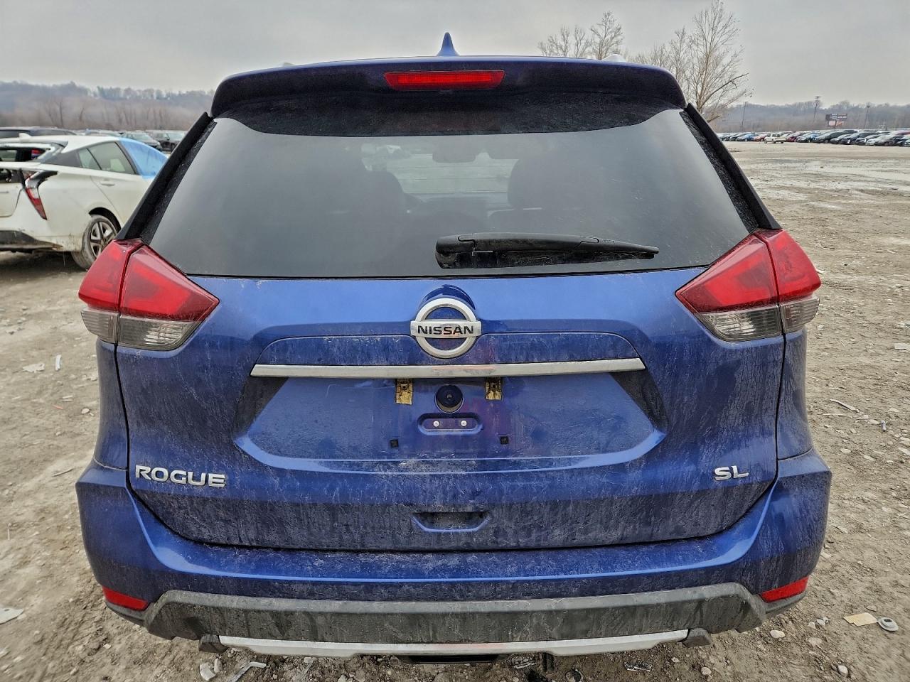 2018 NISSAN ROGUE S photo 6