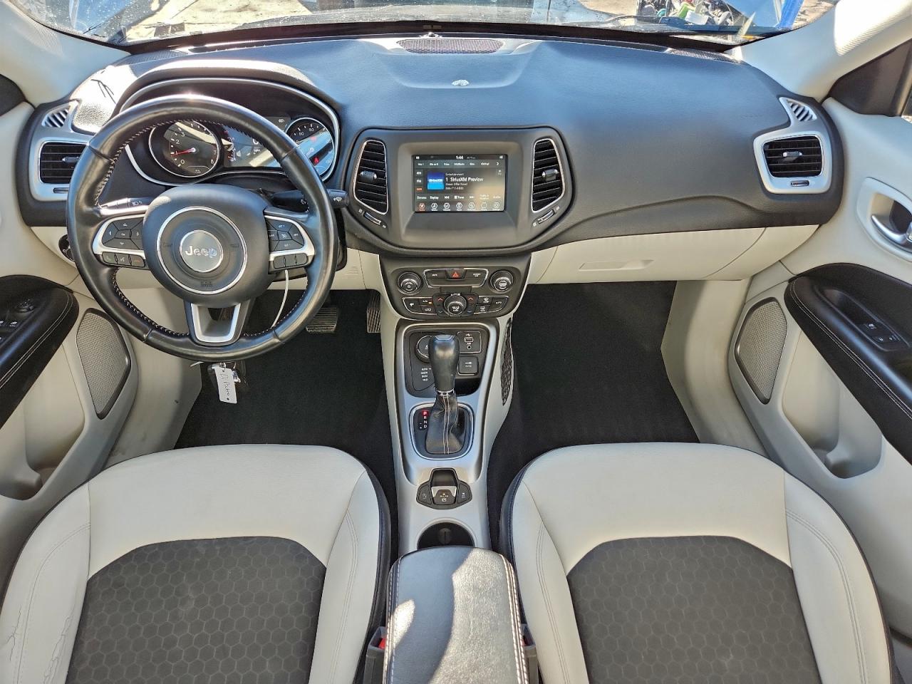 2019 JEEP COMPASS LATITUDE photo 8