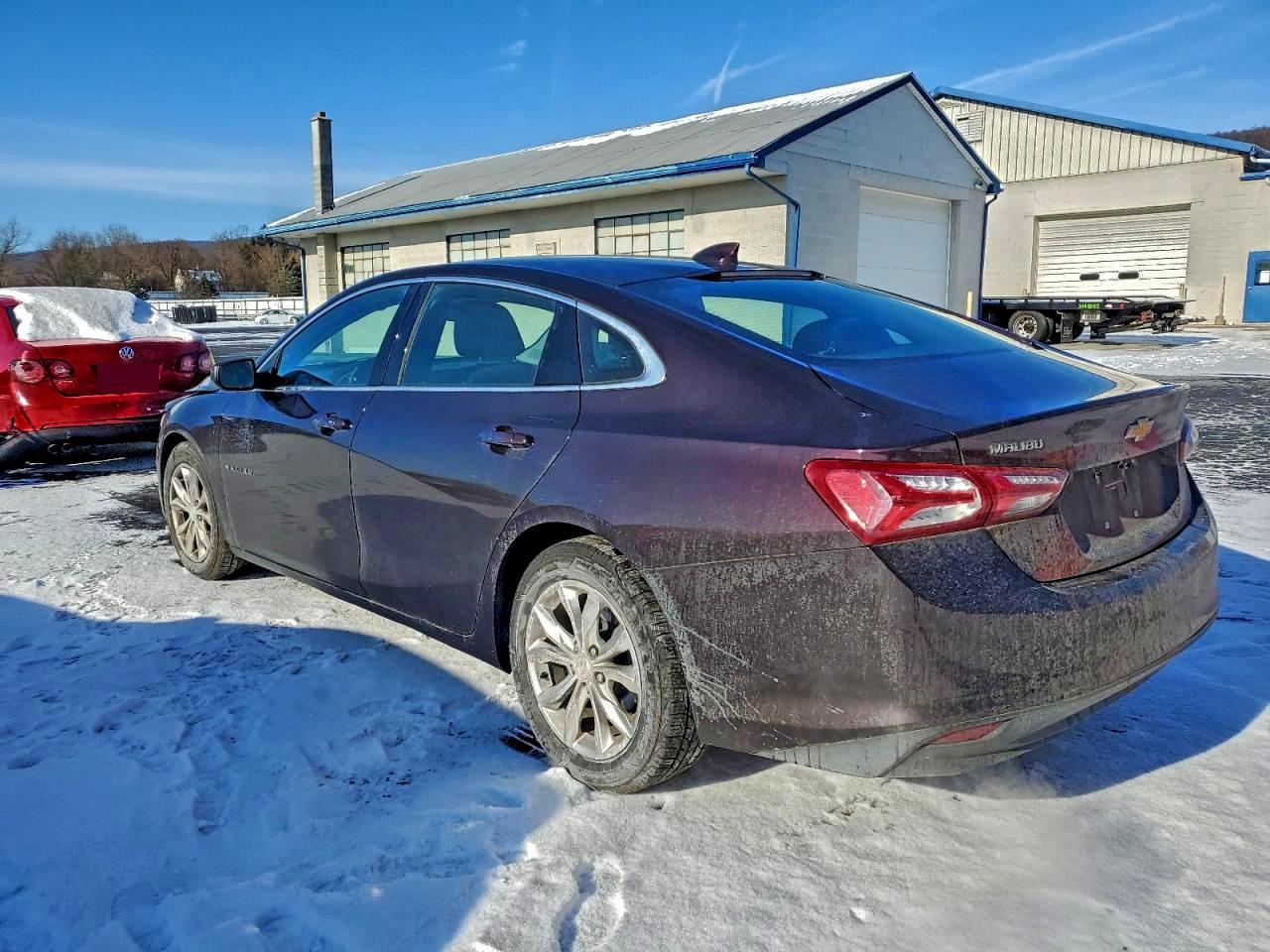 2020 CHEVROLET MALIBU LT photo 2