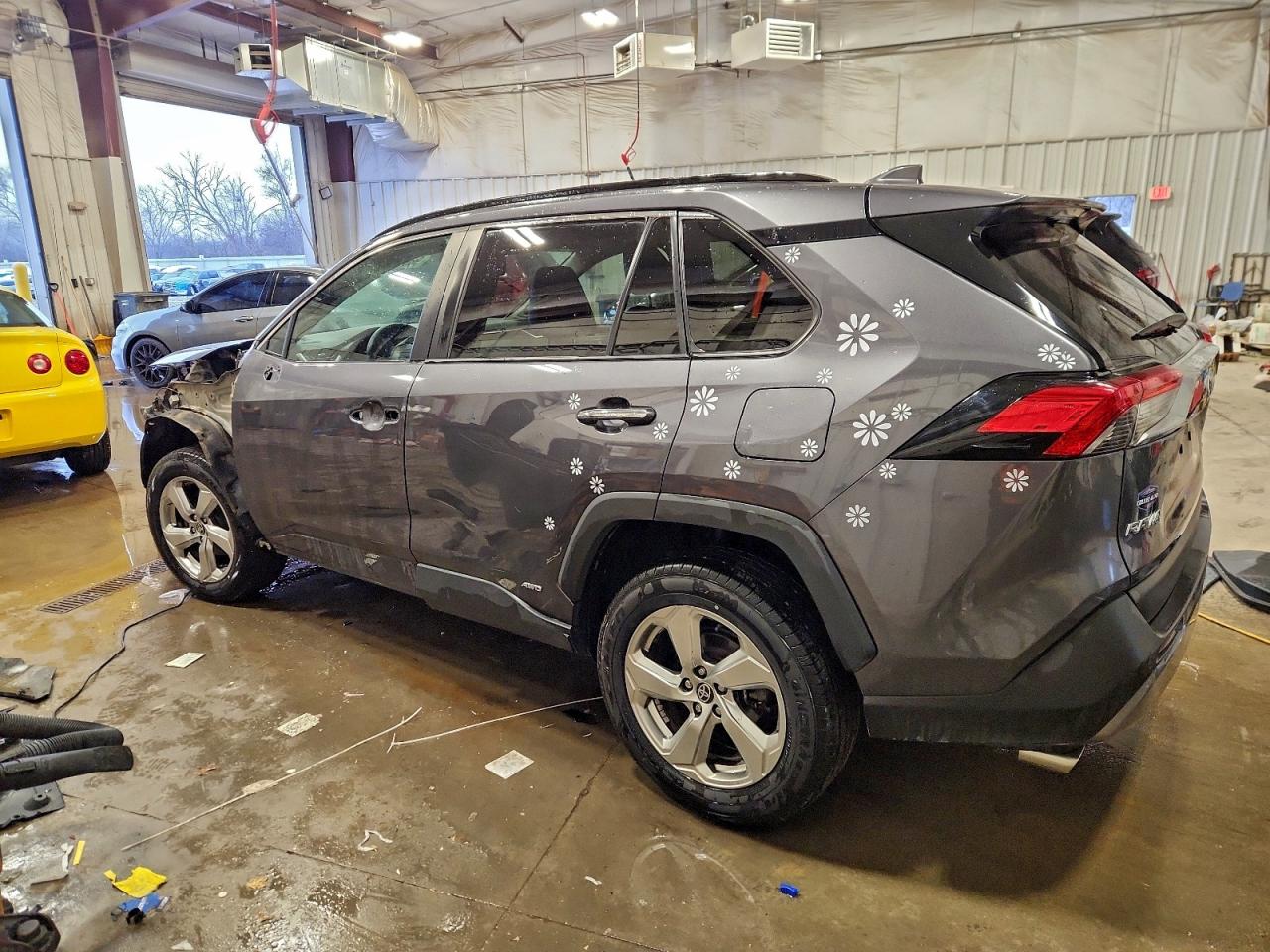 2021 TOYOTA RAV4 LIMITED photo 2