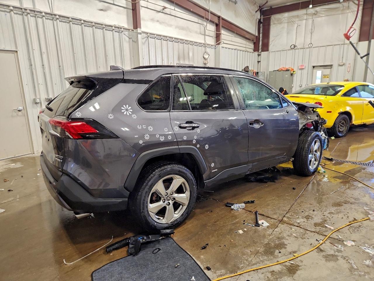 2021 TOYOTA RAV4 LIMITED photo 3