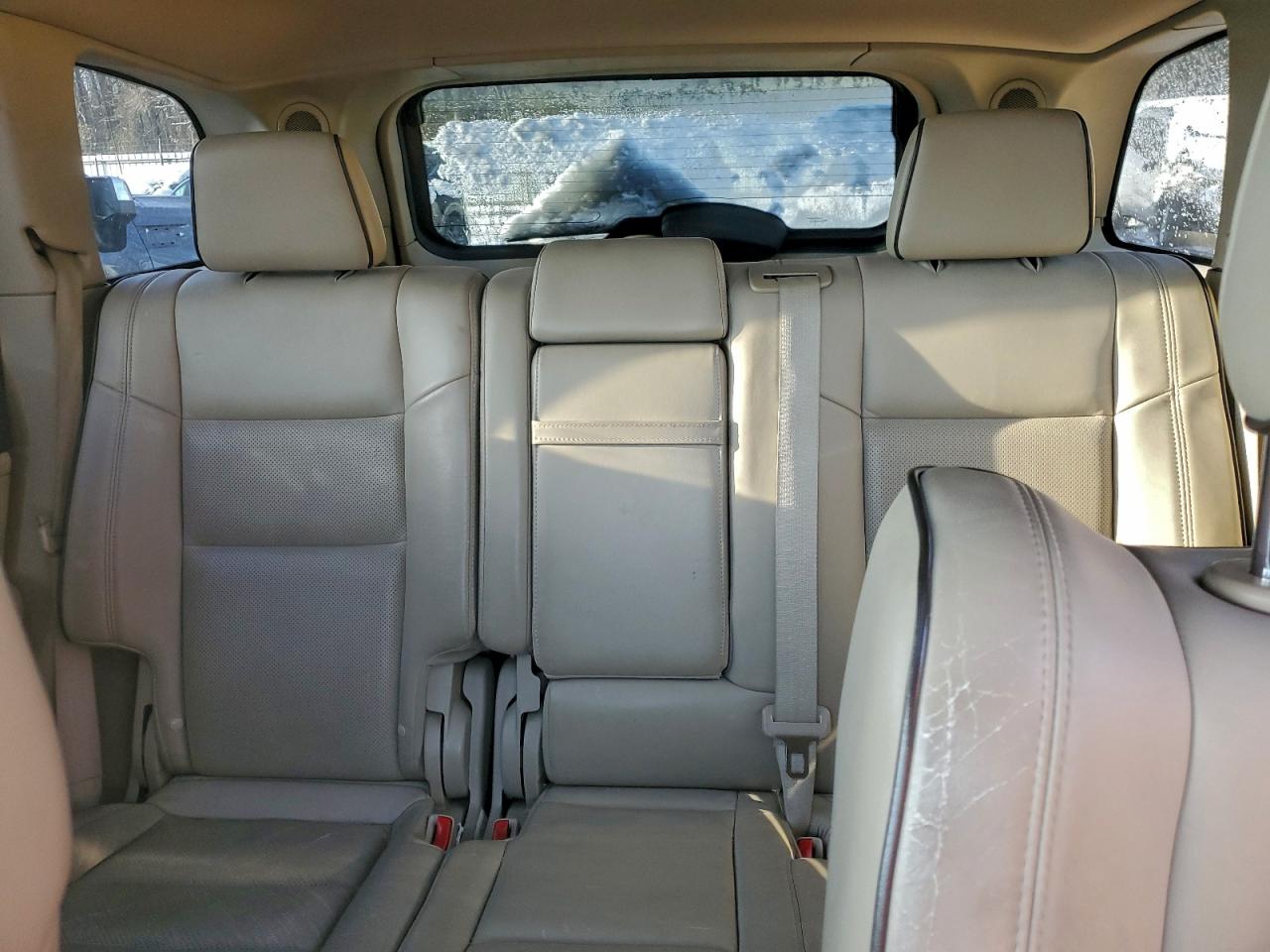2011 JEEP GRAND CHEROKEE OVERLAND photo 10