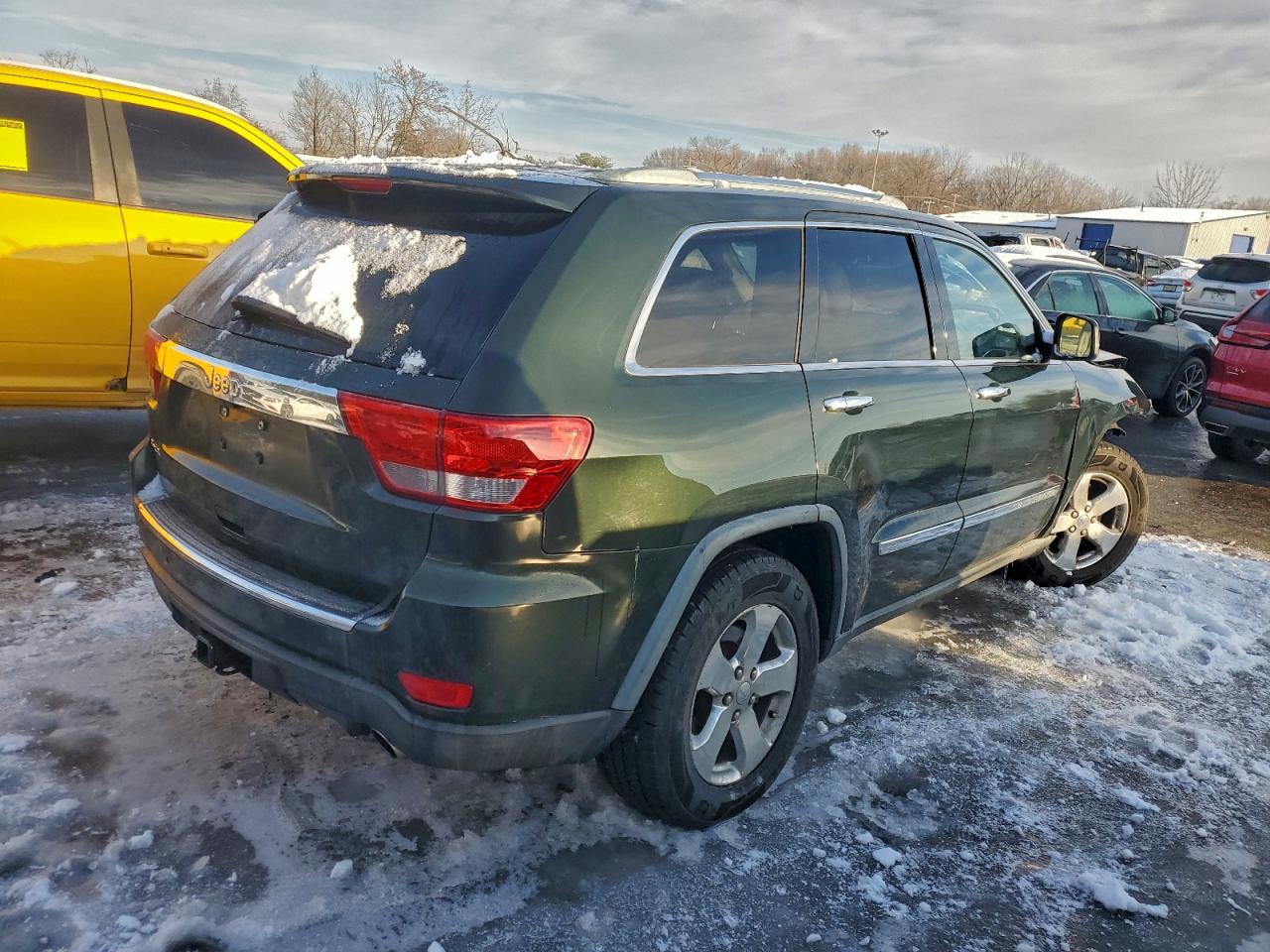 2011 JEEP GRAND CHEROKEE OVERLAND photo 3