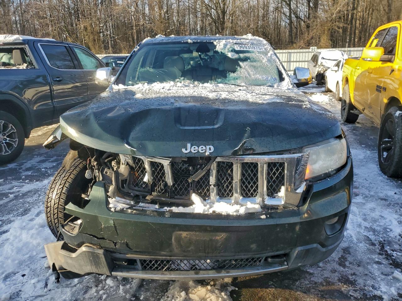 2011 JEEP GRAND CHEROKEE OVERLAND photo 5