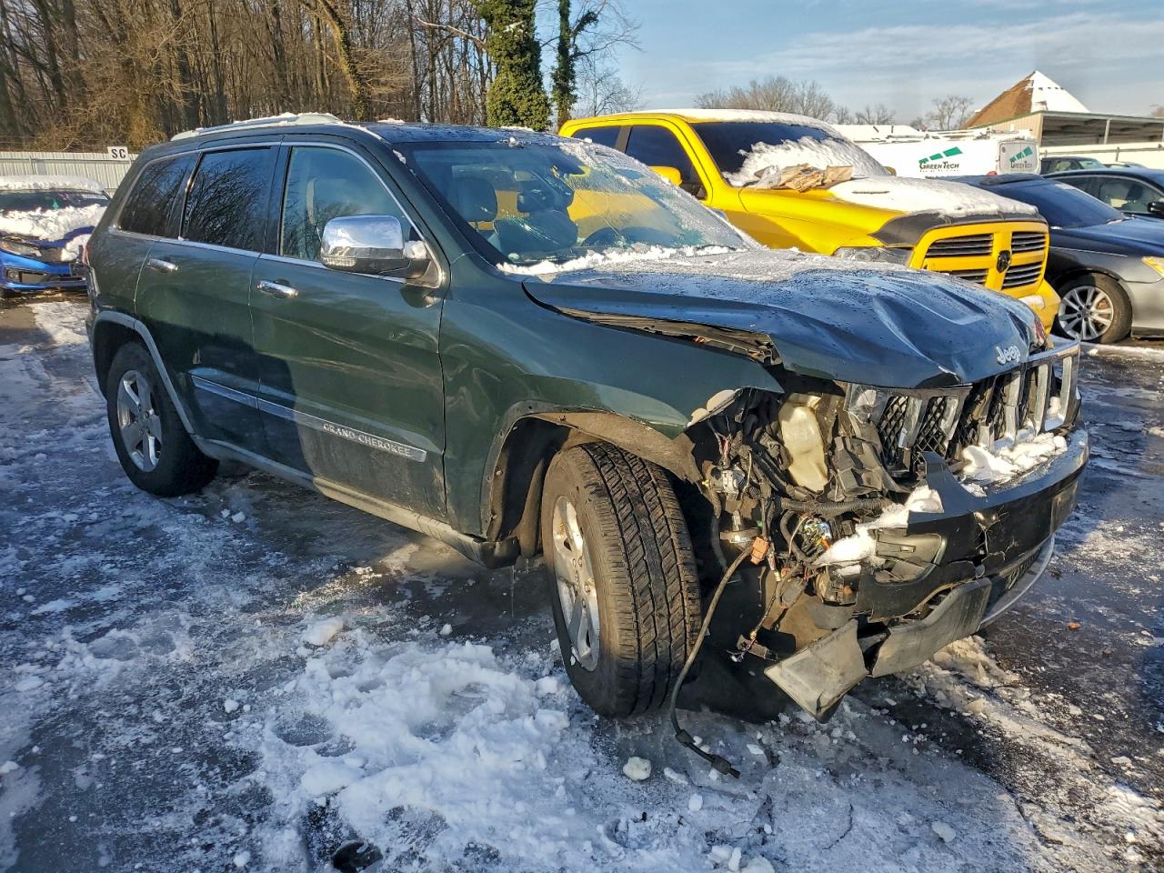 2011 JEEP GRAND CHEROKEE OVERLAND photo 4