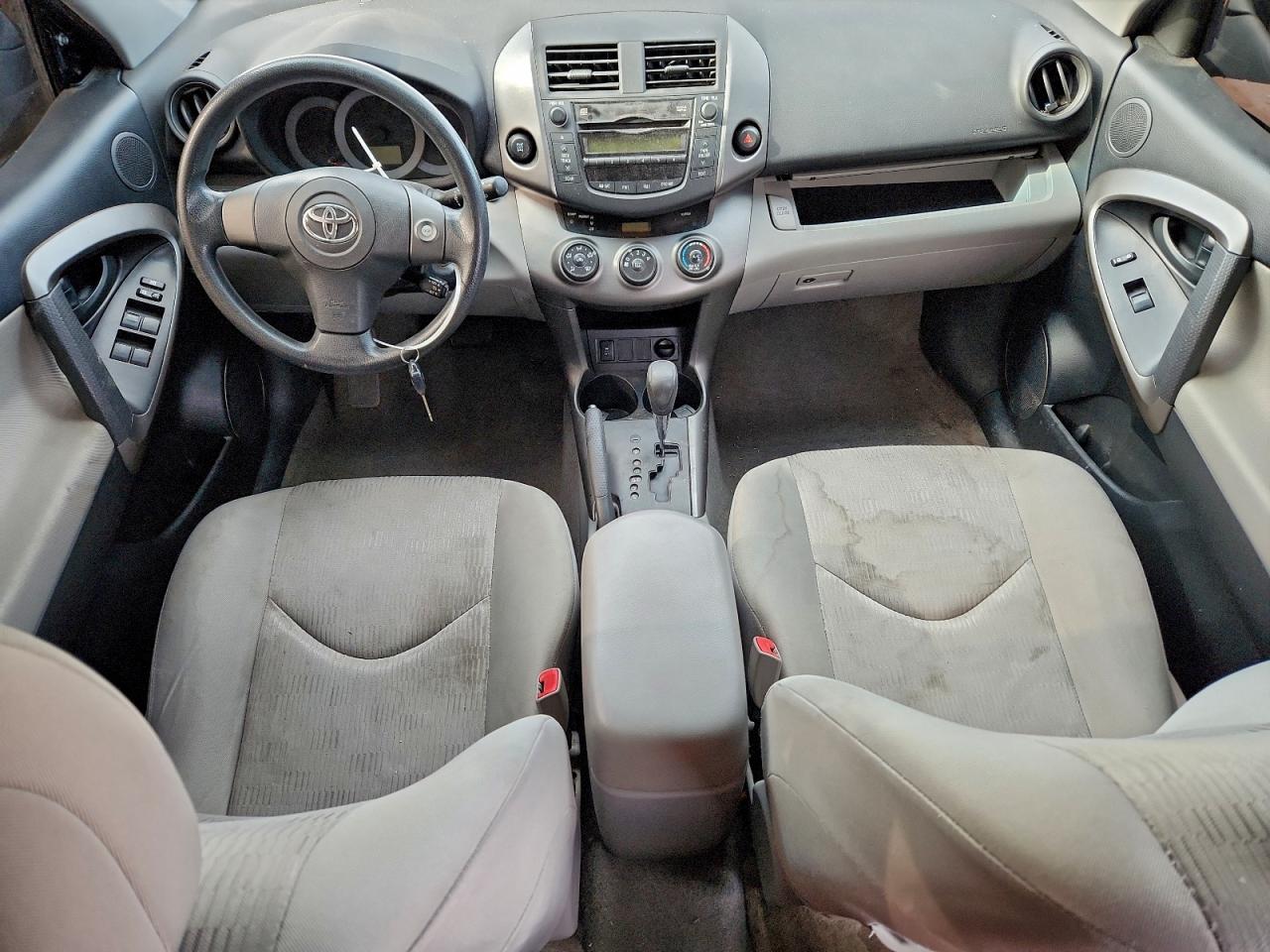 2010 TOYOTA RAV4 photo 15