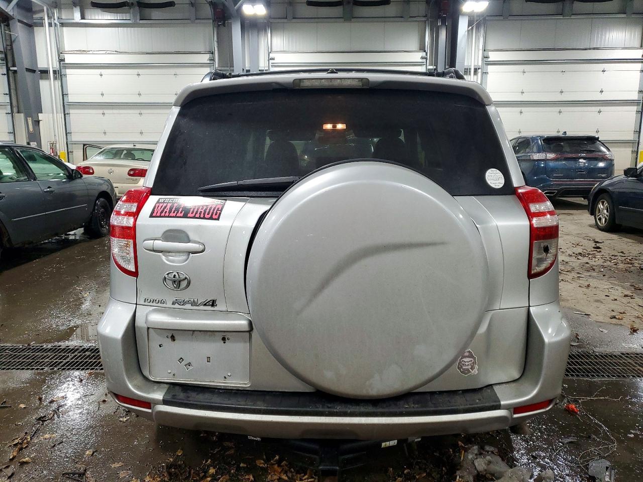 2009 TOYOTA RAV4 photo 11