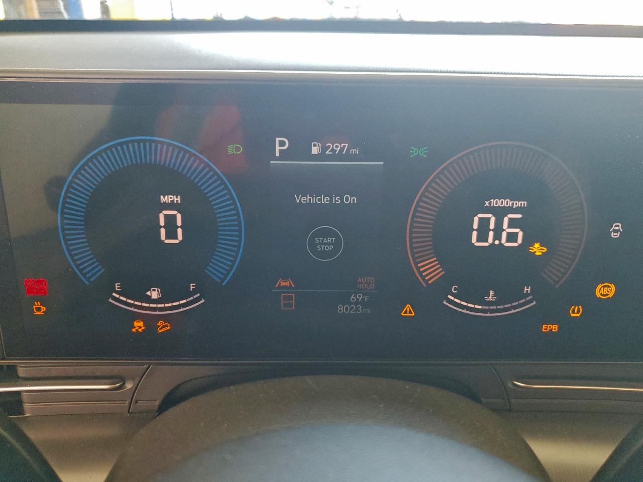 2025 HYUNDAI KONA SEL photo 9