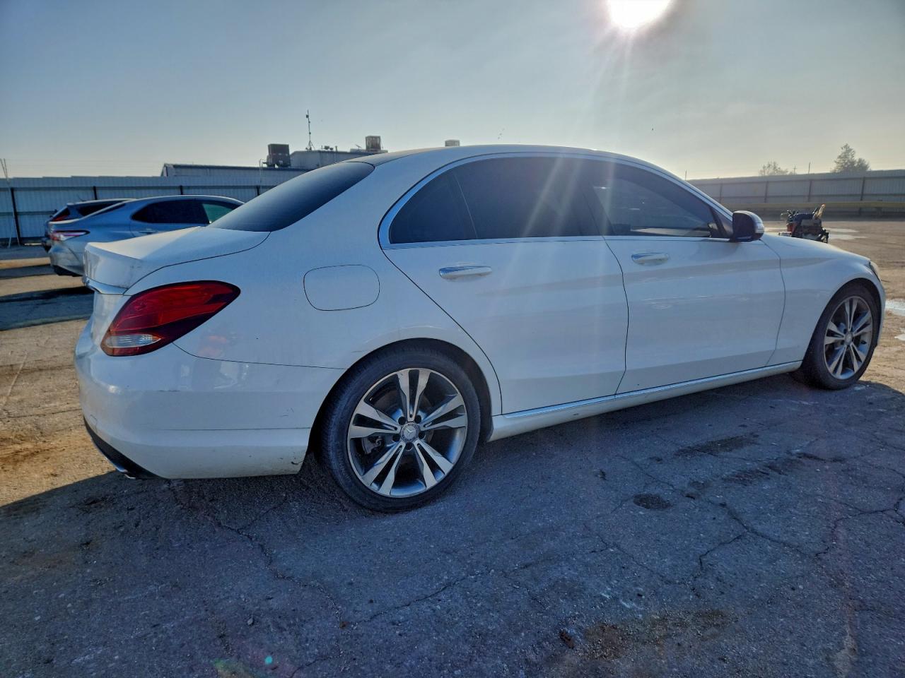 2015 MERCEDES-BENZ C 300 photo 3