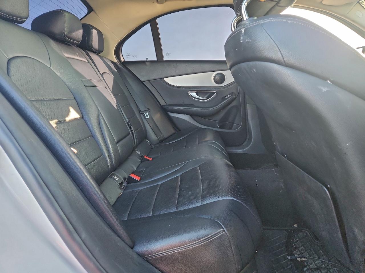 2015 MERCEDES-BENZ C 300 photo 10