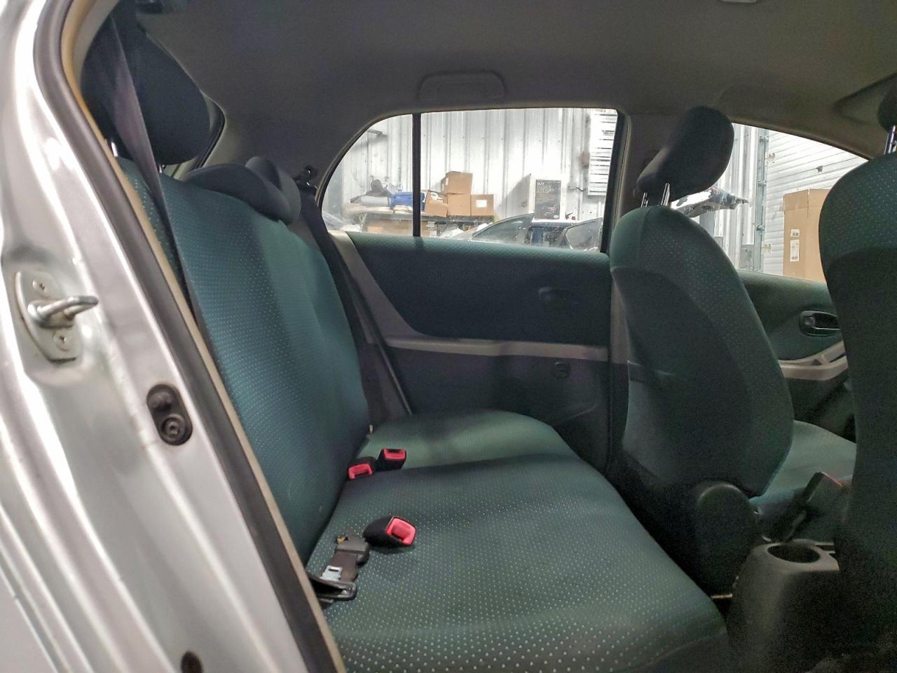 2007 TOYOTA YARIS photo 28