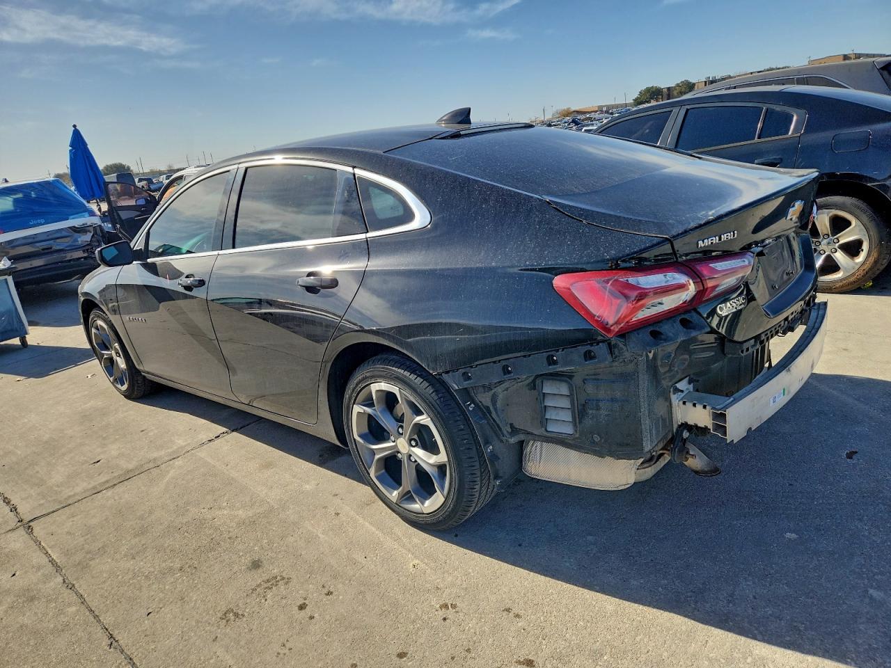 2020 CHEVROLET MALIBU LT photo 4