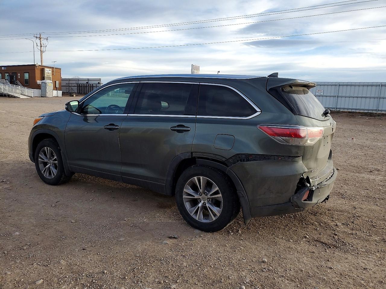 2014 TOYOTA HIGHLANDER XLE photo 2