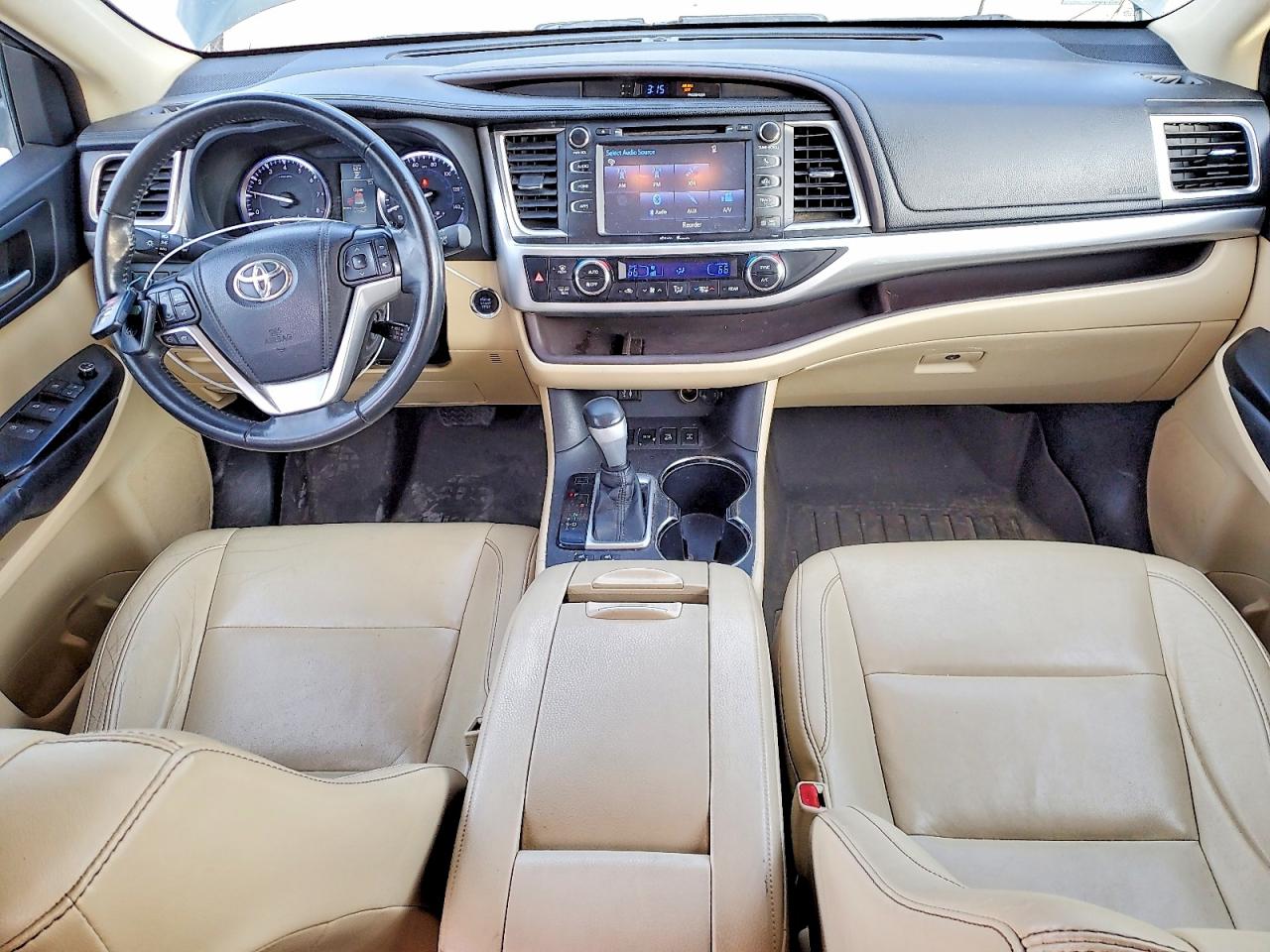 2014 TOYOTA HIGHLANDER XLE photo 8