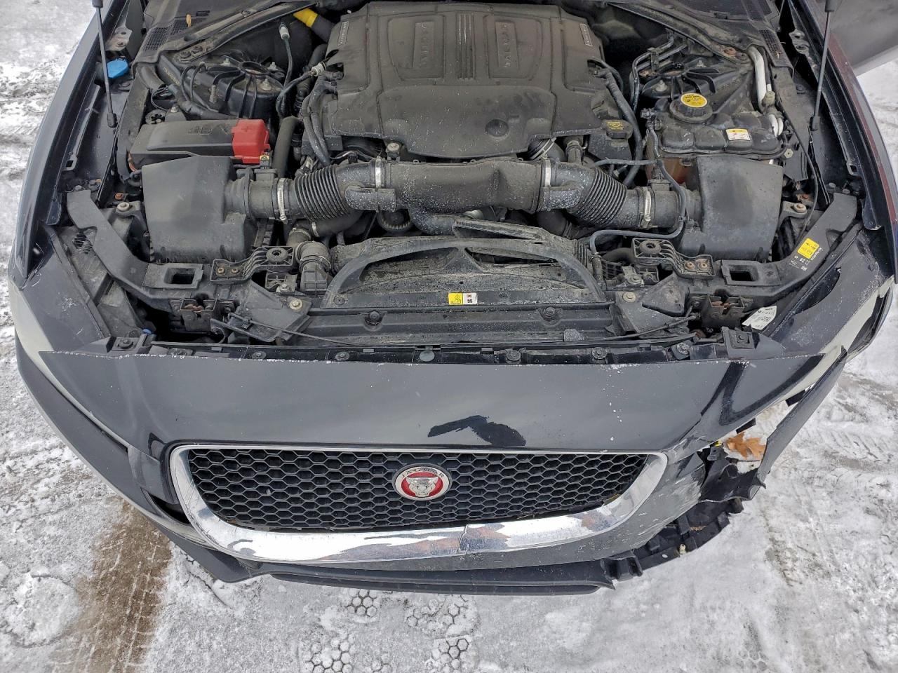 2017 JAGUAR XE PRESTIGE photo 21