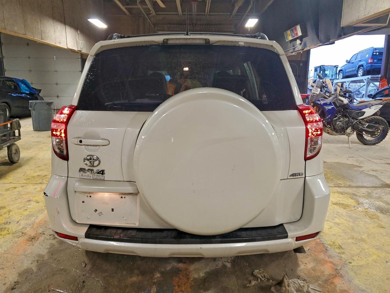 2011 TOYOTA RAV4 LIMITED photo 11