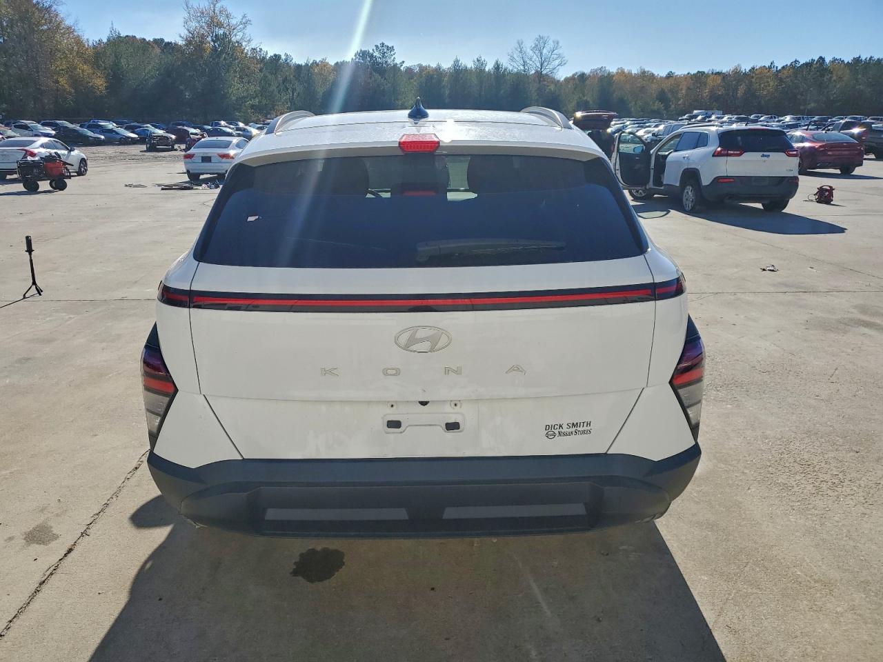 2024 HYUNDAI KONA SEL photo 6