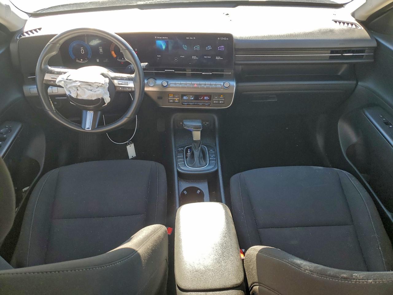2024 HYUNDAI KONA SEL photo 8