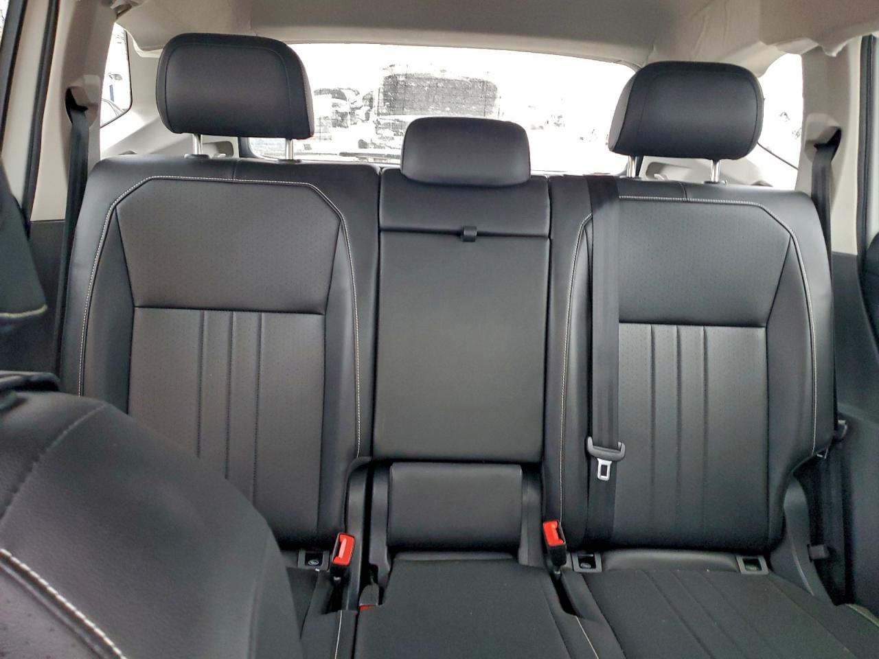 2024 VOLKSWAGEN TIGUAN SE photo 10