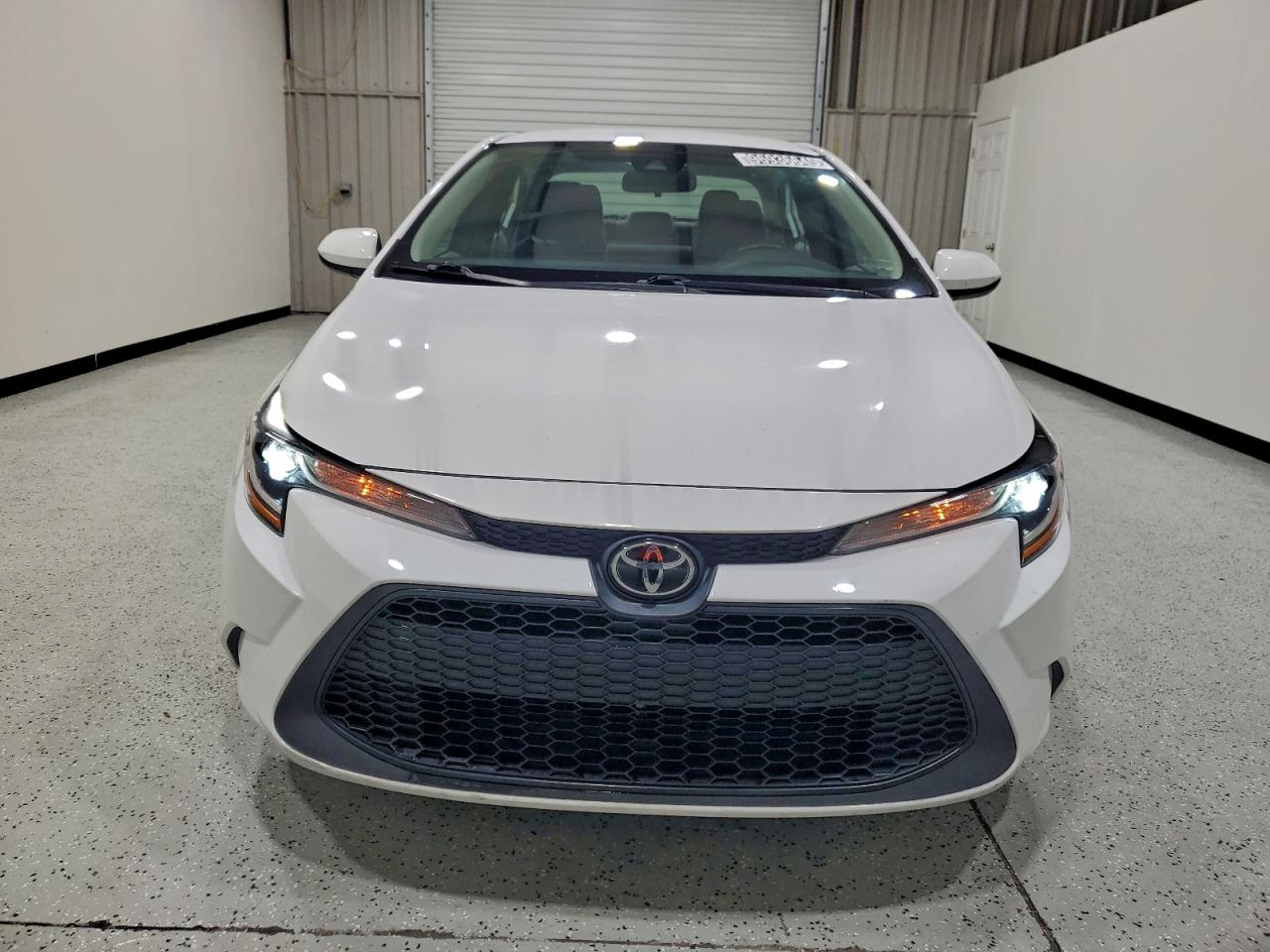 2022 TOYOTA COROLLA LE photo 5