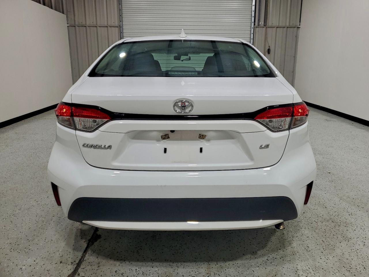 2022 TOYOTA COROLLA LE photo 6