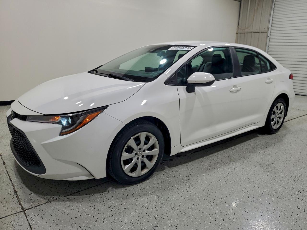 2022 TOYOTA COROLLA LE — MINOR DENT/SCRATCHES damage — photo 1