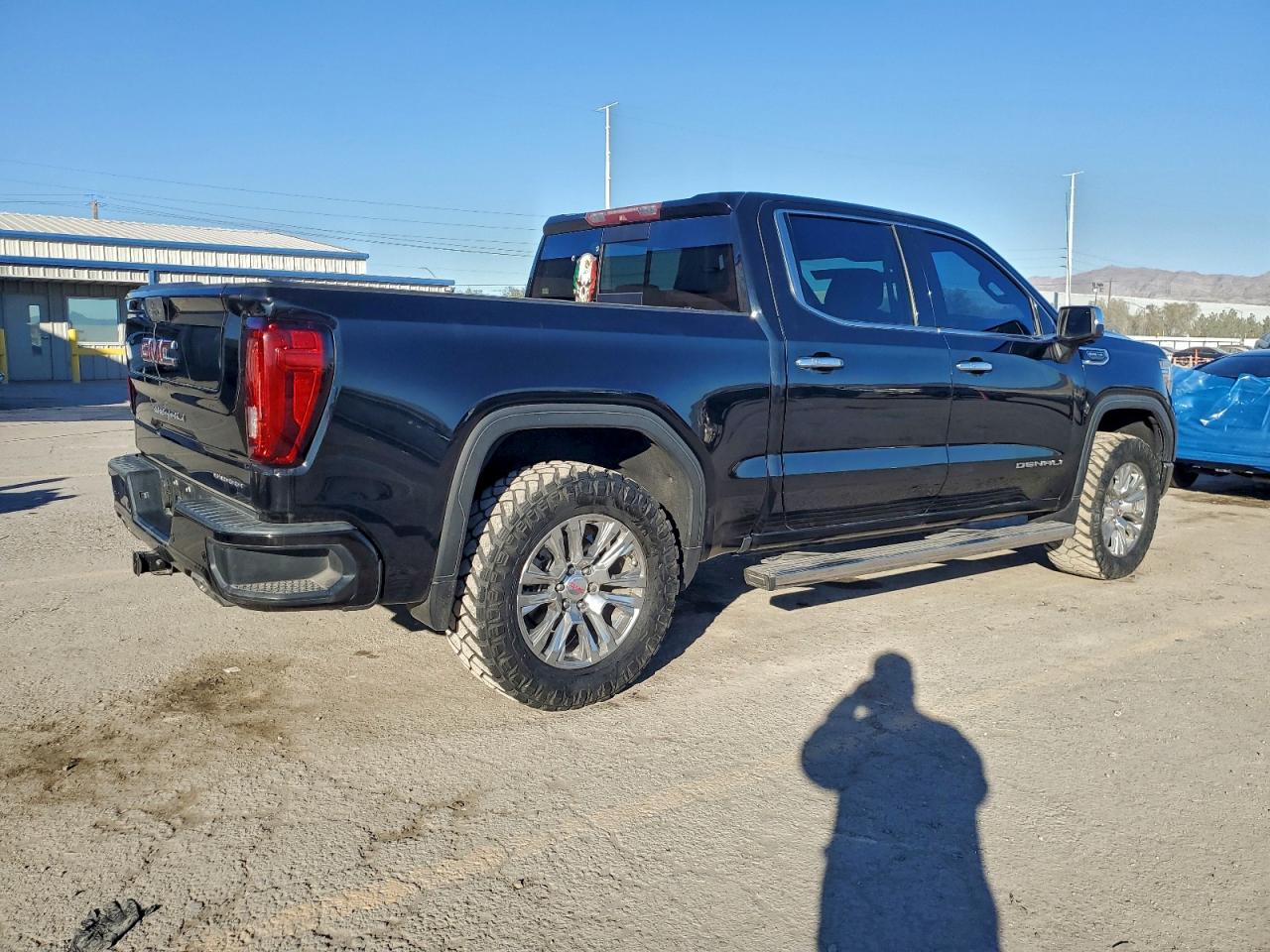 2019 GMC SIERRA K1500 DENALI photo 3