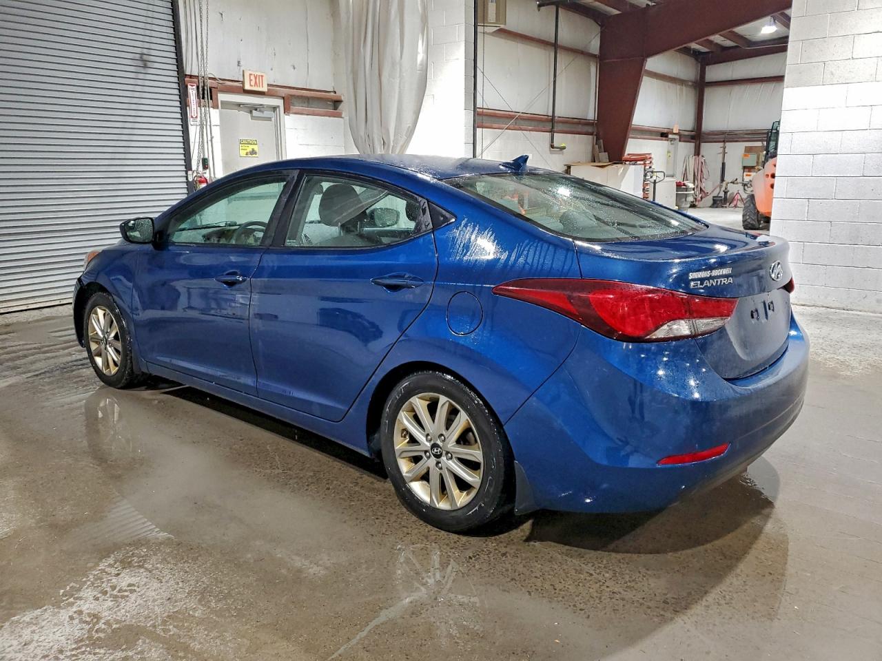 2015 HYUNDAI ELANTRA SE photo 2