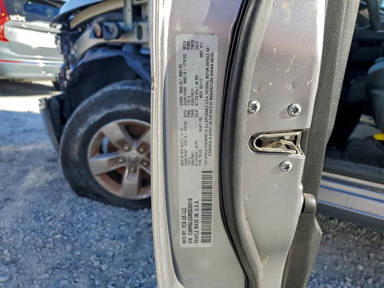 2021 RAM 1500 CLASSIC SLT photo 13