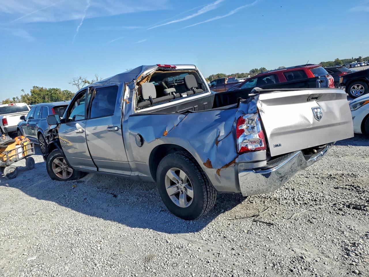 2021 RAM 1500 CLASSIC SLT photo 2