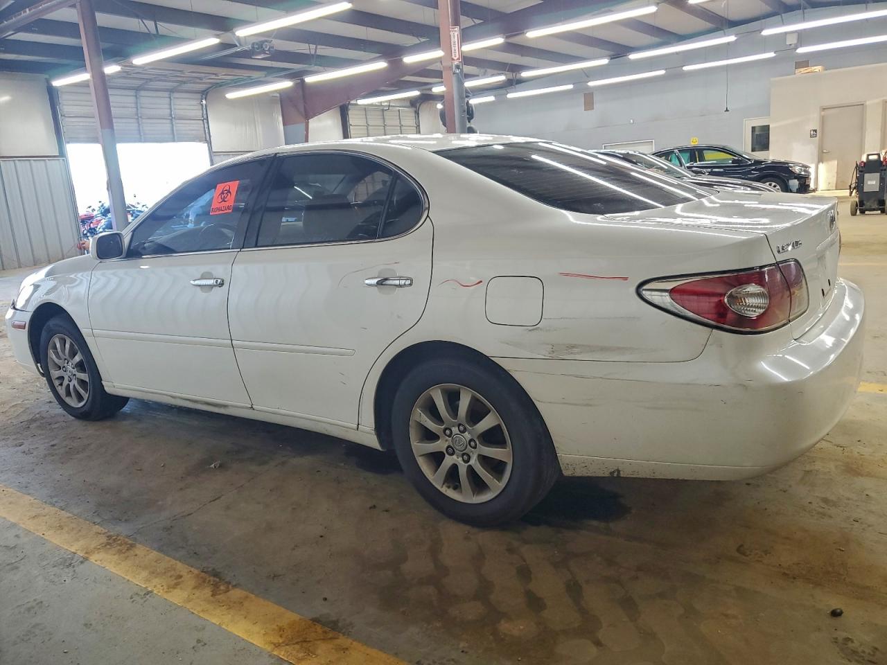 2003 LEXUS ES 300 photo 2