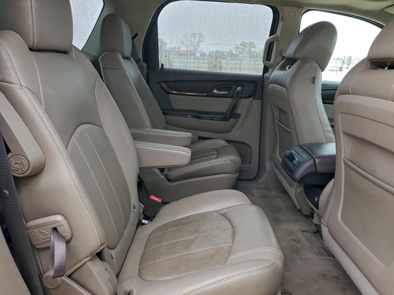 2016 GMC ACADIA DENALI photo 11
