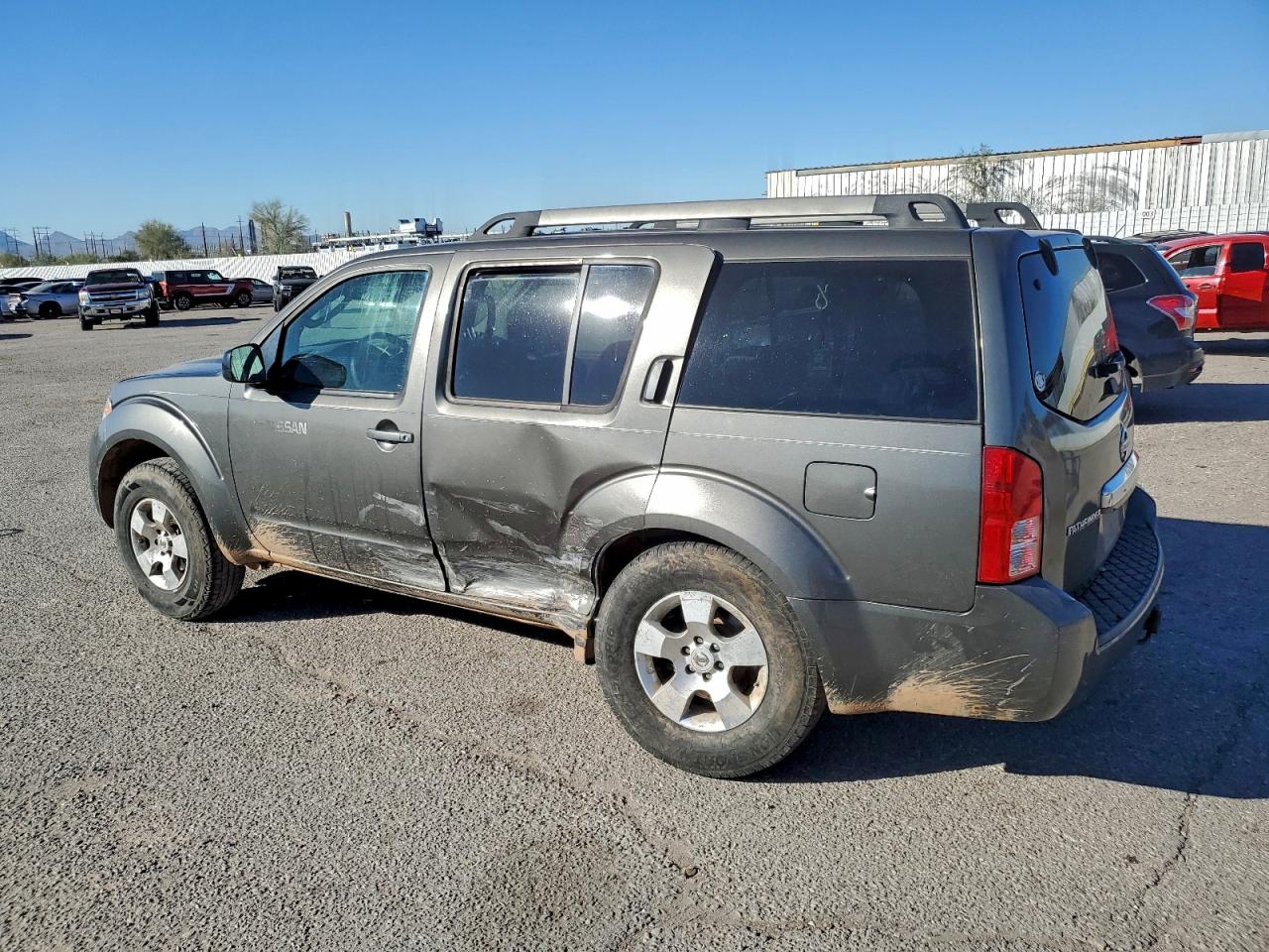 2009 NISSAN PATHFINDER S photo 2