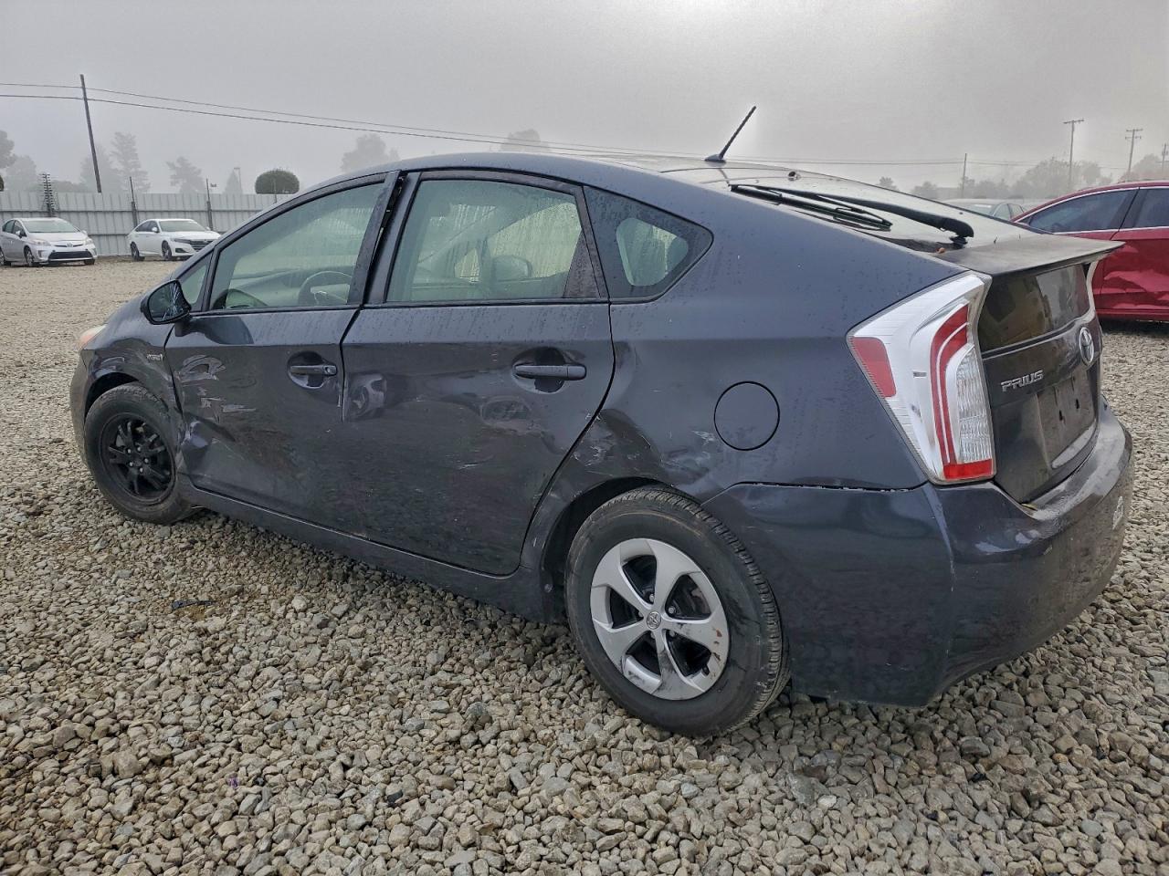 2014 TOYOTA PRIUS photo 2