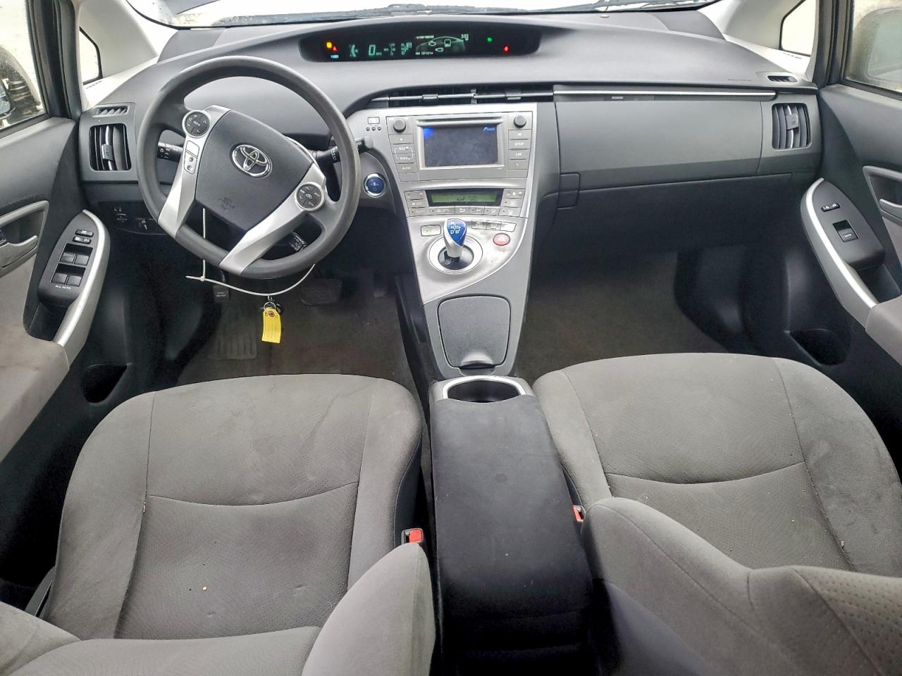 2014 TOYOTA PRIUS photo 8
