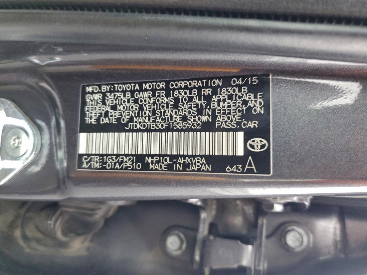 2015 TOYOTA PRIUS C TWO photo 12