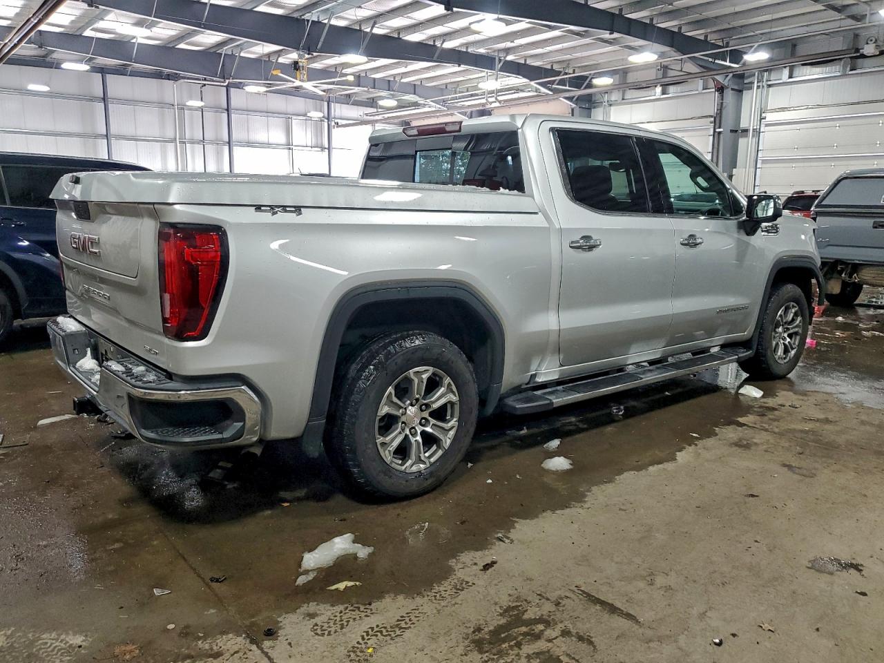 2021 GMC SIERRA K1500 SLT photo 5