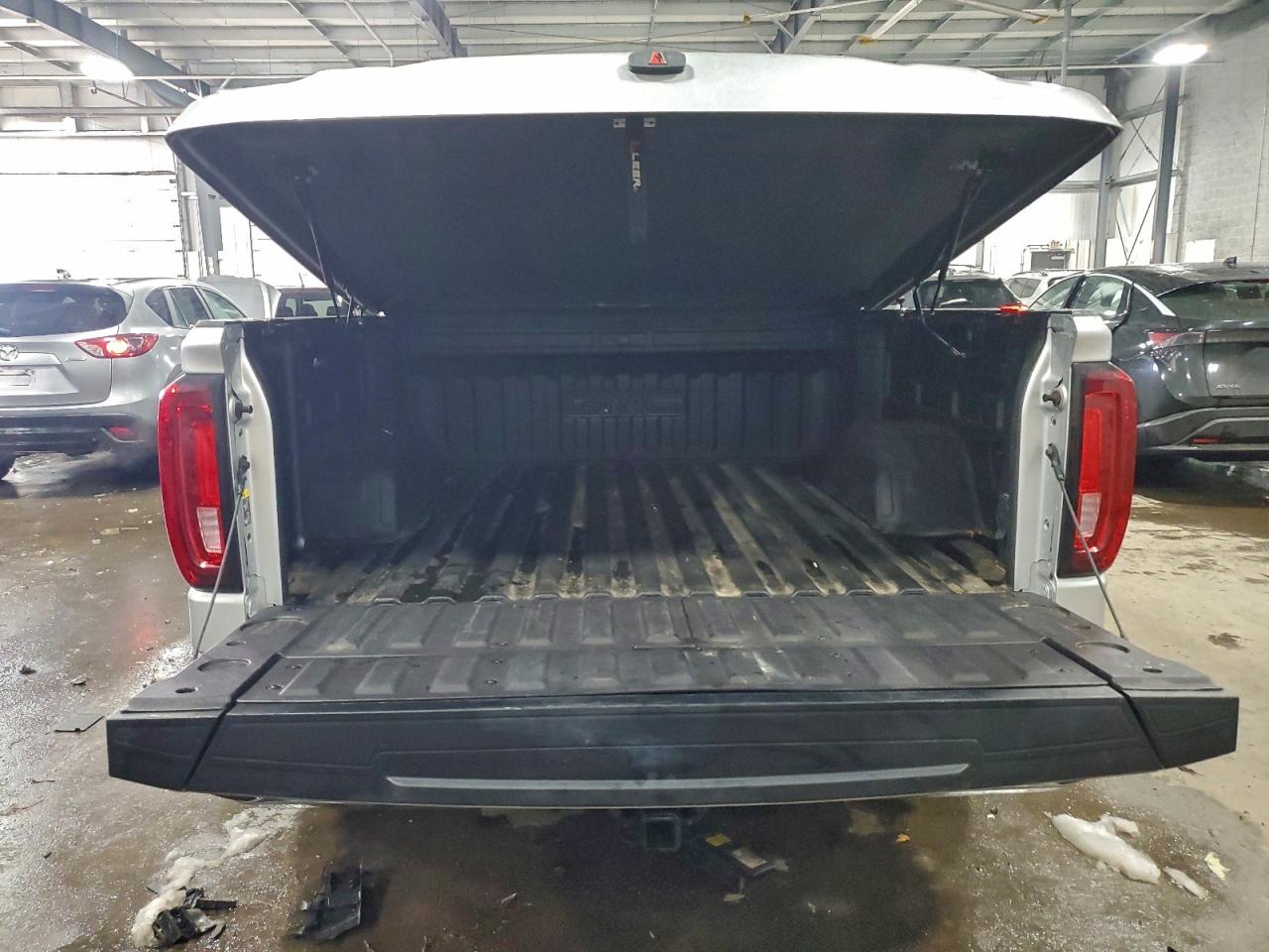 2021 GMC SIERRA K1500 SLT photo 11