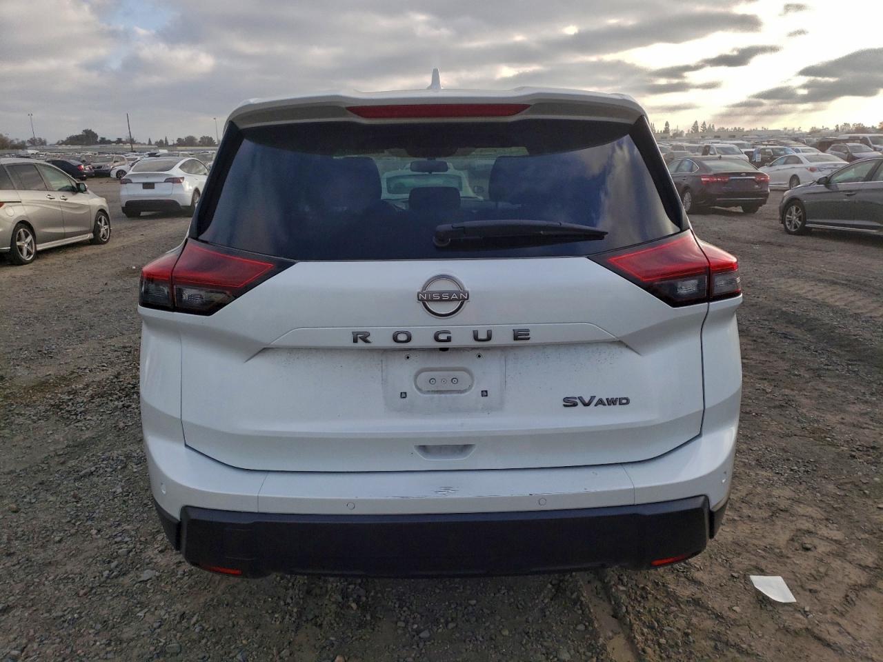 2024 NISSAN ROGUE SV photo 16