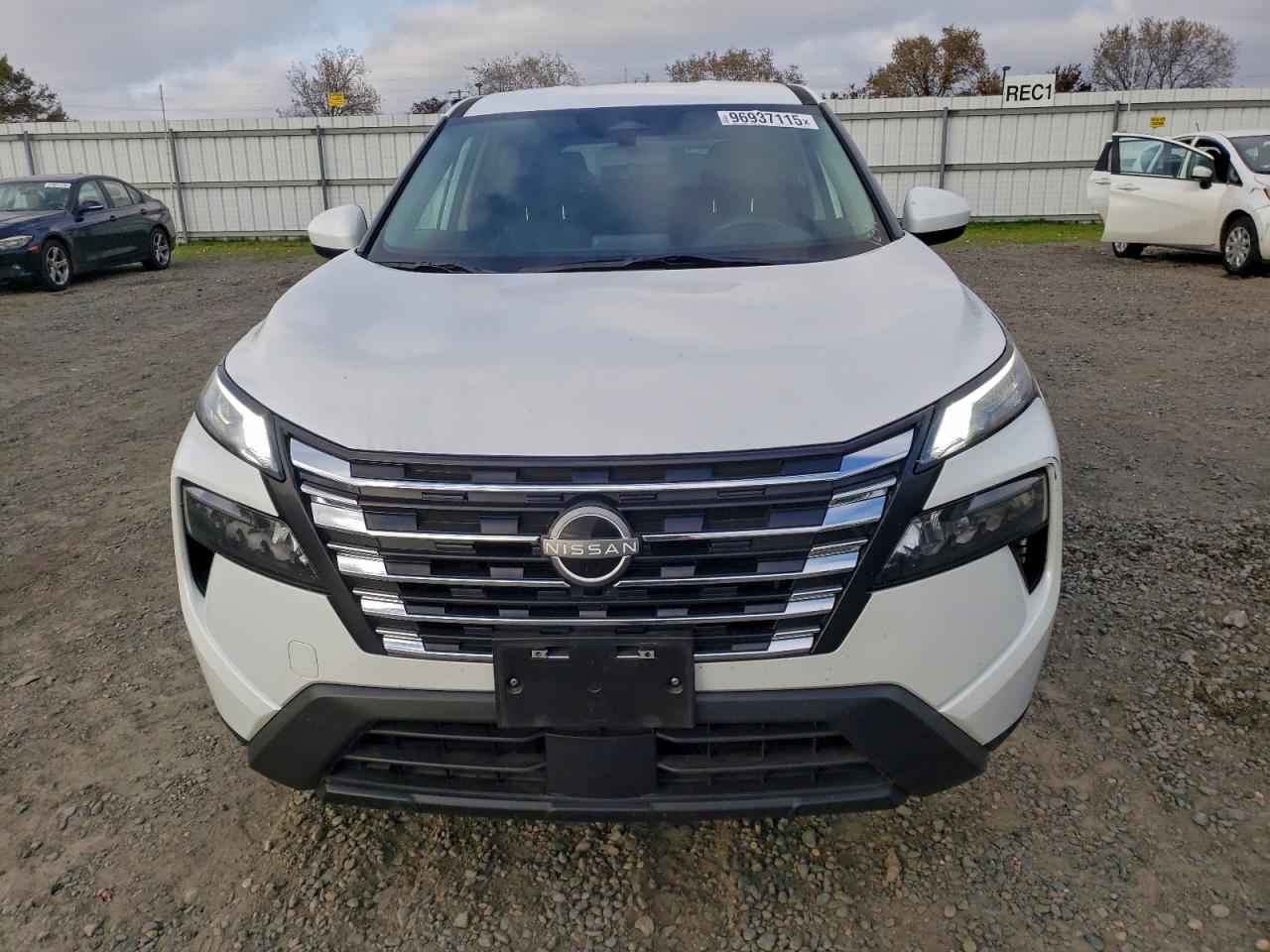 2024 NISSAN ROGUE SV photo 13
